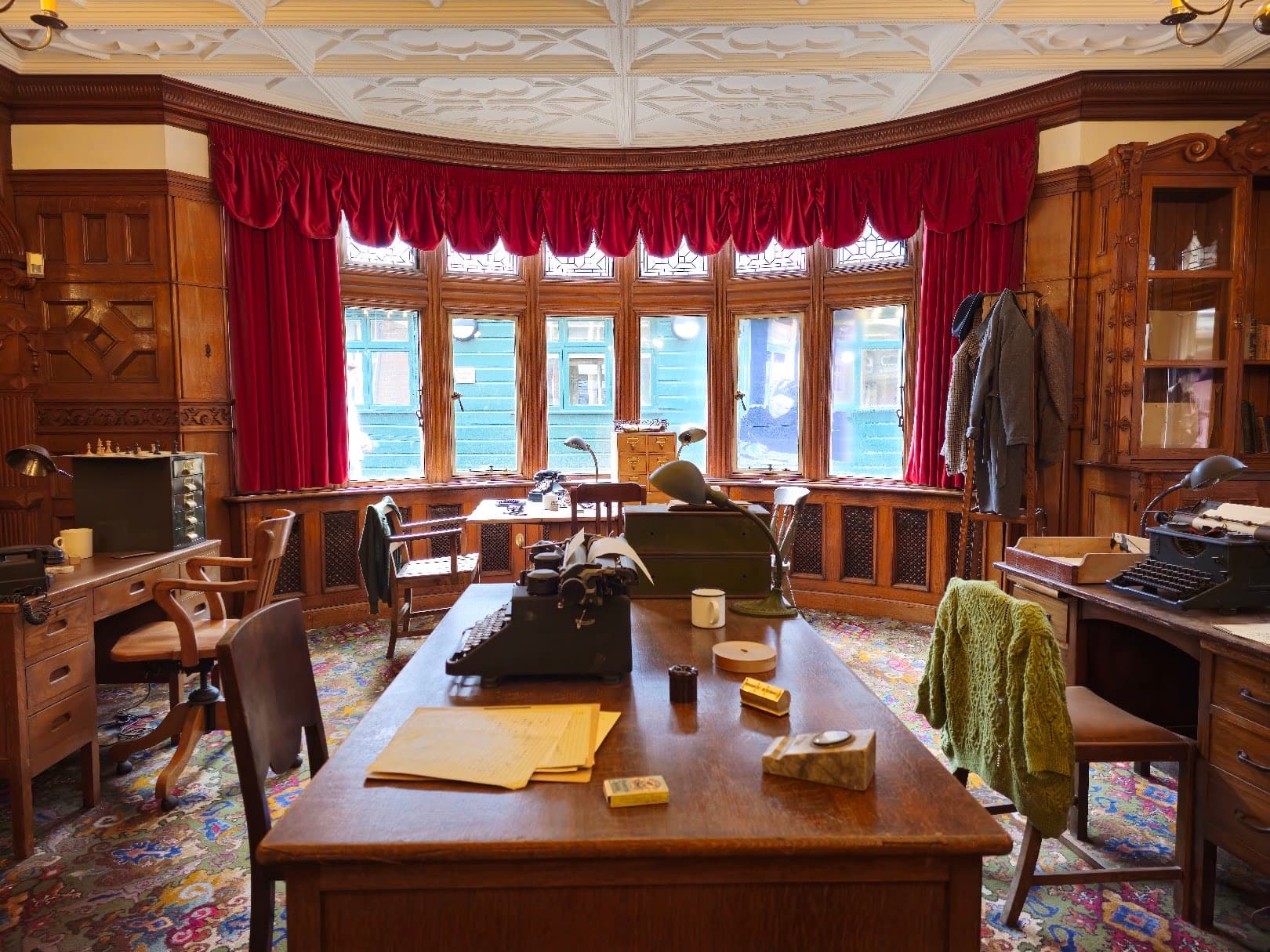 Breaking Codes, Breaking Barriers: The Women of Bletchley Park and Their Legacy in AI